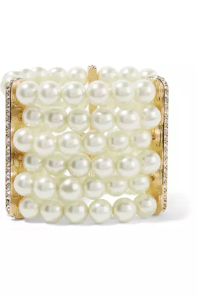 Bratara cu perle, Kenneth Jay Lane, 137 euro, www.net-a-porter.com