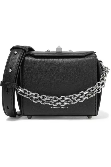 Geantă Alexander McQueen, 1450 euro, www.net-a-porter.com
