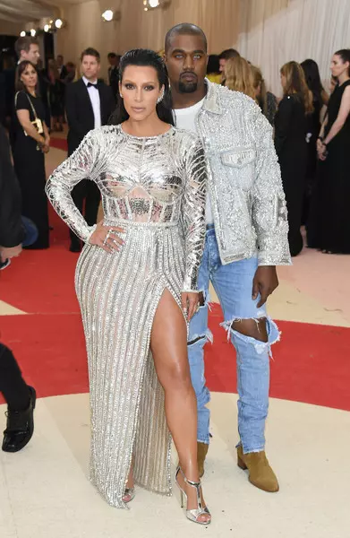 Kim Kardashian West și Kanye West, 2016
