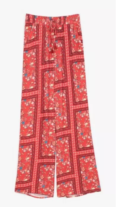 Stradivarius, 99,9 lei