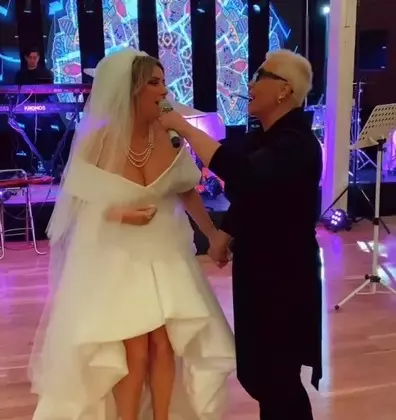 daiana-anghel-s-a-casatorit-in-mare-secret-4-Copy