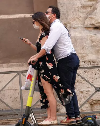 *PREMIUM-EXCLUSIVE* Ciao Bella!! Lily James and Dominic West together in Rome! *DO NOT USE UNLESS FEE AGREED* *SPECIAL RATES APPLY - PLEASE CONTACT US TO DISCUSS*