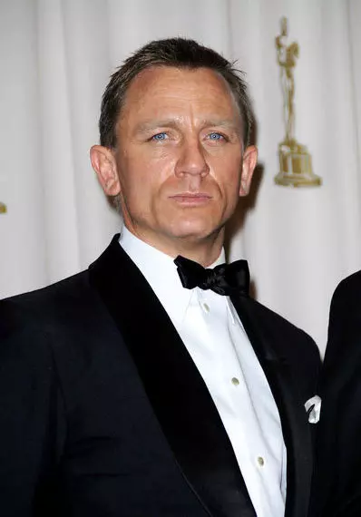 Daniel Craig, o blonda sexy (video)