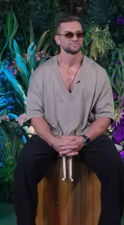 catalin brinza la insula