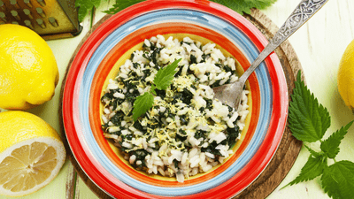 Urzici cu orez – rețeta pentru cea mai delicioasă și sănătoasă mâncare de primăvară