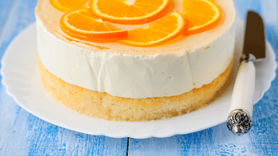 Pască cu aluat de pandișpan – rețeta desertului perfect pentru Paște