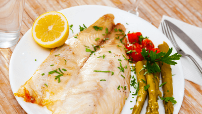 File de şalău cu sparanghel la cuptor – rețeta pas cu pas