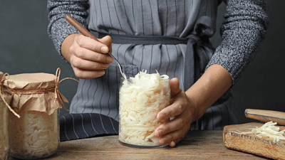 Rețeta de varză murată tocată la borcan – cea mai simplă metodă pentru a conserva varza