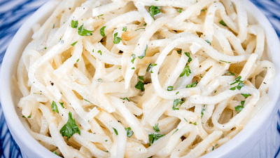 Salata de țelină cu maioneză. Rețeta cu castraveți în oțet