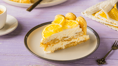 Tiramisu cu portocale fără ouă – rețeta cu pișcoturi și mascarpone