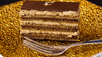 Prăjitură Opera. Rețeta pas cu pas pentru cel mai rafinat desert franțuzesc