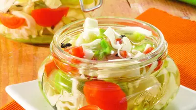 Salată de varză şi roşii