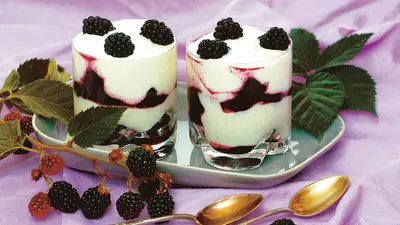 Cremă de brânză cu mure