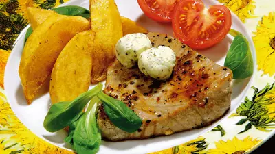 Peşte cu unt condimentat