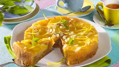 Plăcintă cu cremă de vin şi fructe