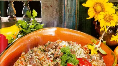 Orez cu legume şi pui