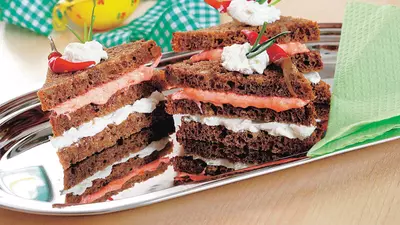 Aperitiv cu brânză şi peşte