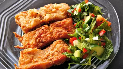 File de şalău pane cu salată