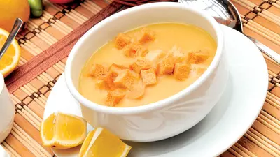 Supă-cremă de ţelină