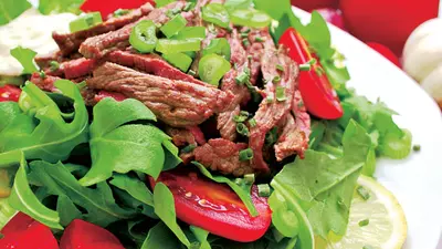 Salată cu muşchi de vită