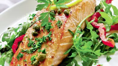 Filé de şalău cu salată de pătrunjel