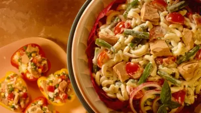 Reţetă: Salată de ton cu cartofi