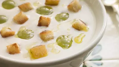 Supă-cremă de ţelină