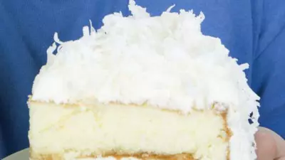 Tort de biscuiţi cu cremă de iaurt