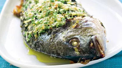 Dorada în stil mediteranean