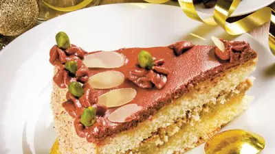 Tort cu halva şi fistic