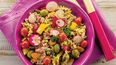 Salată de paste şi ridichi