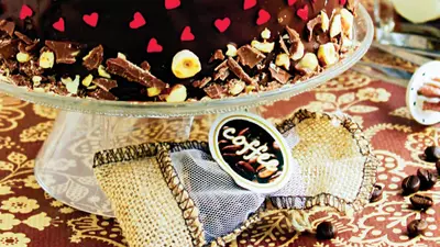 Tort cu spumă de ciocolată şi cafea