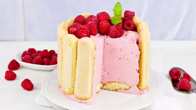 Şarlotă cu zmeură