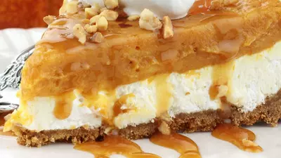 Desert delicios cu dovleac şi cremă de brânză