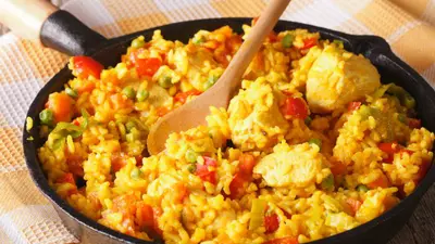 Orez cu pui în stil latino