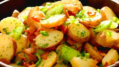 Salată germană cu cartofi – Kartoffelsalat