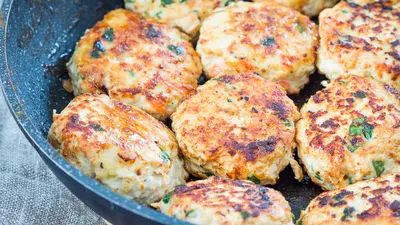 Chifteluțe din piept de pui