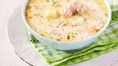 Supă cremoasă de pește cu porumb