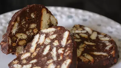 Salam de biscuiți de post