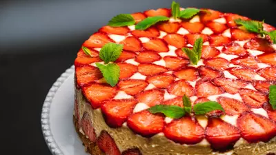 Tort Fraiser: răcoritor și fructat, desertul de vară ideal