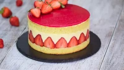 Tort Fraisier – tort cu căpșuni franțuzesc