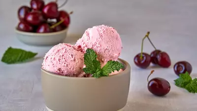 Înghețată de cireșe