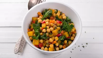 Tocană de năut cu legume