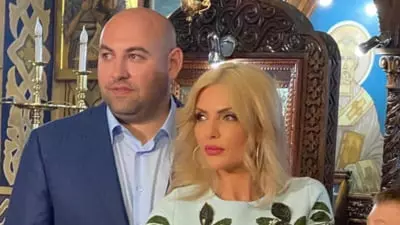 Laura Vicol și Vladimir Ciorbă la biserică