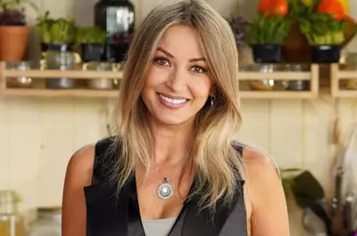 Anca Țurcașiu, imagine înduioșătoare cu tatăl și fiul ei. Trei generații în același cadru: „Momente în familie. Cei mai iubiți!”