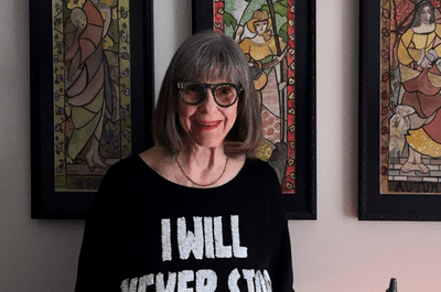 A murit creatoarea de modă Marilyn Brooks, care a popularizat stilul „mod” purtat de Beatles. Avea 93 de ani și a schimbat industria modei în Canada și SUA