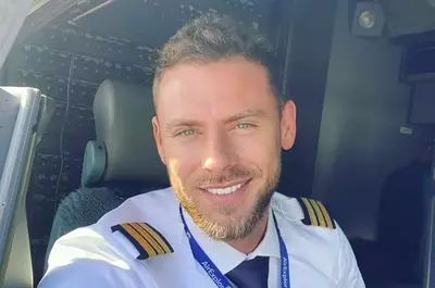 Cine este ispita Eduard Vlădescu de la Insula Iubirii 2026. Are 33 de ani și e pilot de avion: „Mi-ar plăcea ca oamenii să mă vadă așa cum sunt”