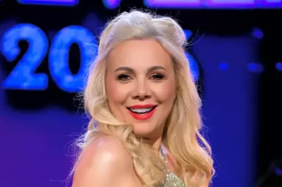 Imagini WOW cu Dana Săvuică în costum de baie, la 56 de ani. Și-a arătat formele perfecte: „Ca femeie, nu e ușor să îți accepți vârsta”