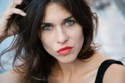 Ce rol important a refuzat Ana Ularu și care e cel mai mare regret al ei pe plan profesional: "Era un personaj principal, eram mai mică și m-a speriat ideea de a juca un singur rol atâta vreme" / EXCLUSIV