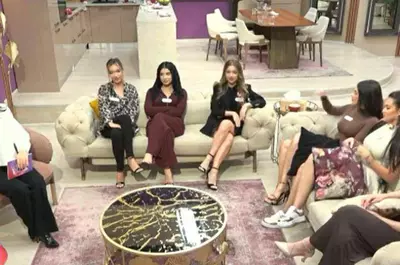 Concurentele de la Casa iubirii sunt geloase pe Corina după apariția ei în casa băieților: „Sunt supărată. Putea să se abțină de la jocul ăla”; „Lasă-mă! Du-te și vorbește cu Corina”